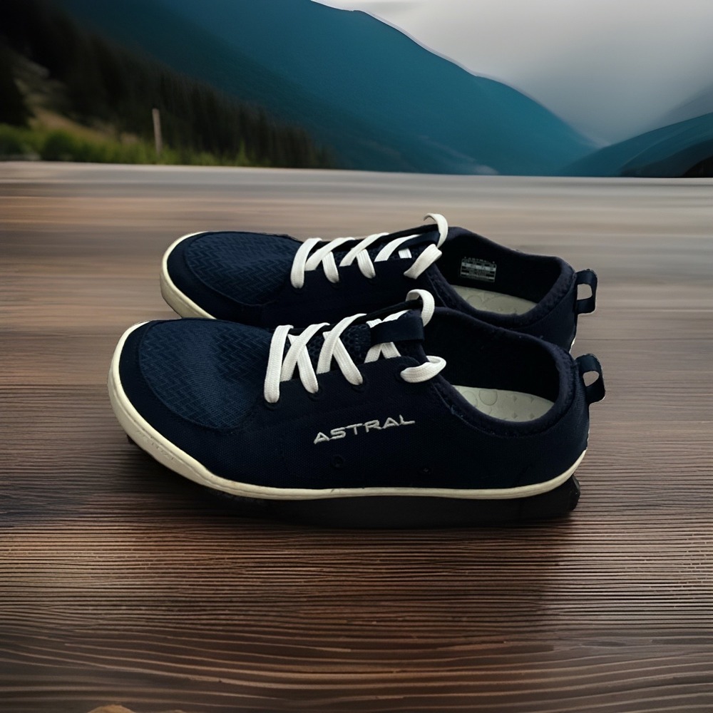 Astral Loyak Women's Navy Blue Mesh Size 9 Minimalist Barefoot Shoes Lace Up Low